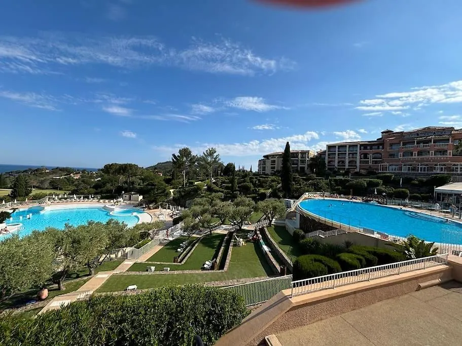 Complexe Cap Esterel Village ,Vue Mer Studio Avec Parking Saint-Raphaël Apartamento